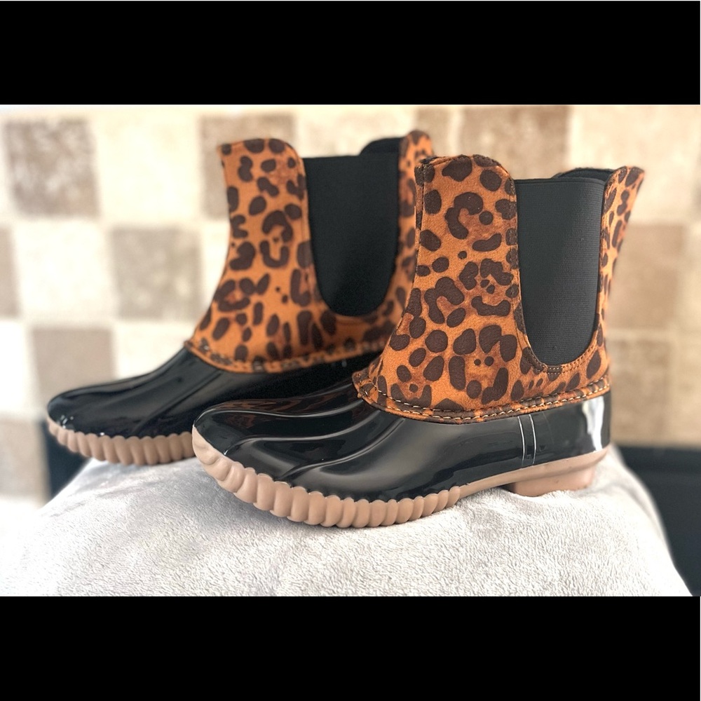 Ladies Animal Print Duck Boots